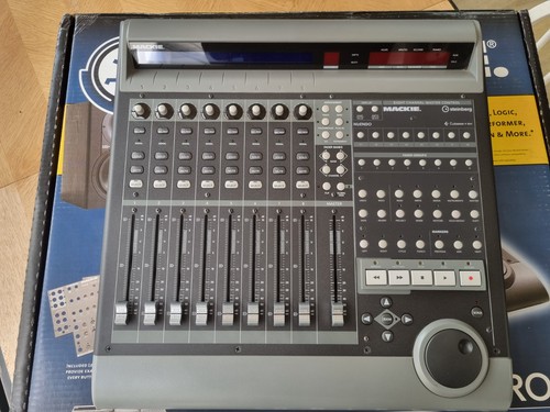 Mackie mcu control - control, universal