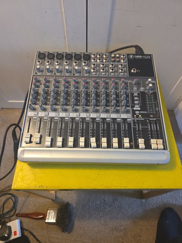 Mixer linea microfono - ^,